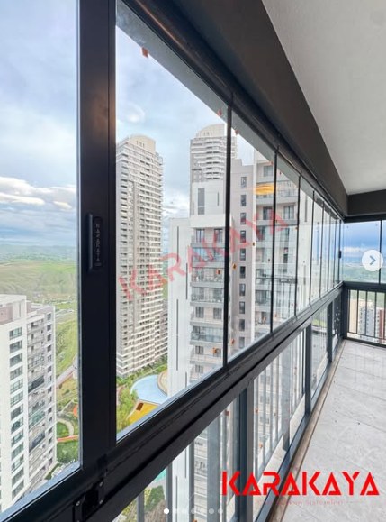 Karakaya Cam Balkon yüksek kat cam balkon uygulaması